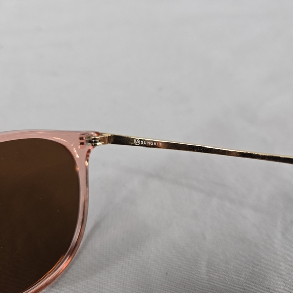 Sungait 1567 Sunglasses Pink With Gold Ear Pieces 52-20-140 Womens - Picture 6 of 9